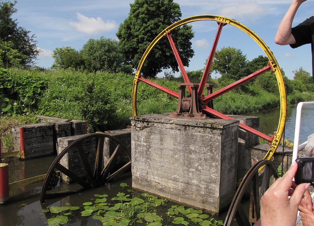 2012-07-02_10-44-00_IMG_x26841_cr.jpg -                                