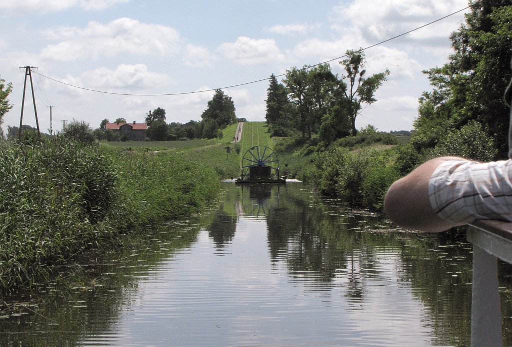 2012-07-02_11-15-30_IMG_x26929_cr.jpg -                                