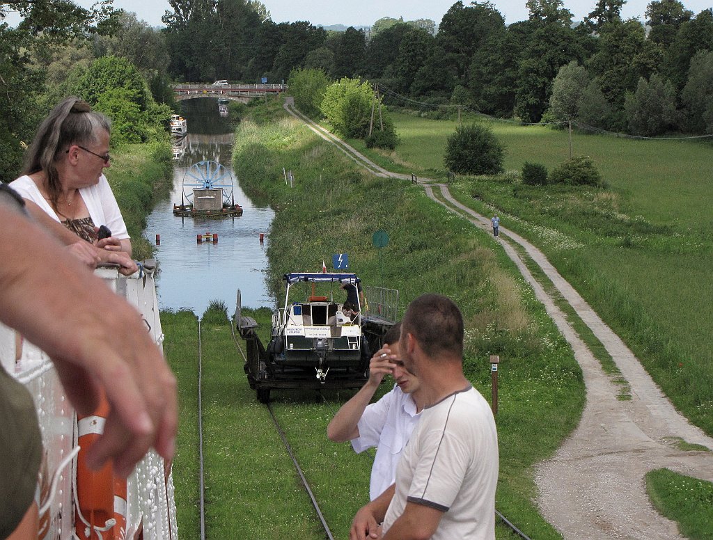 2012-07-02_11-27-58_IMG_x26952_cr.jpg -                                