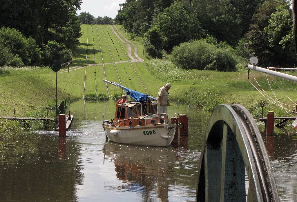 2012-07-02_11-48-33_IMG_x26965_cr.jpg -                                