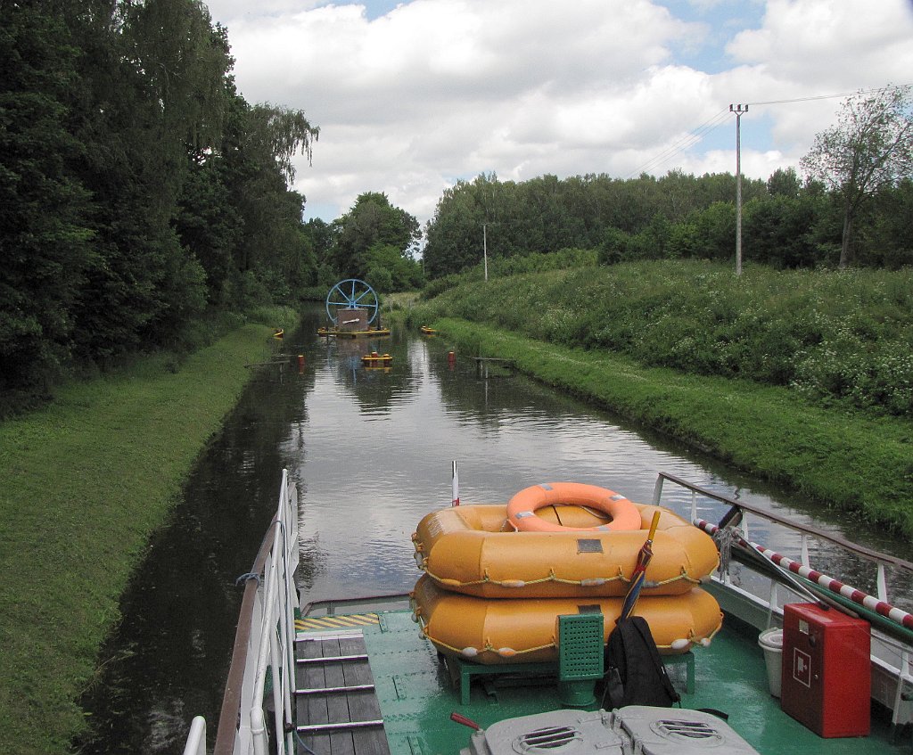 2012-07-02_13-06-37_IMG_x27004_cr.jpg -                                