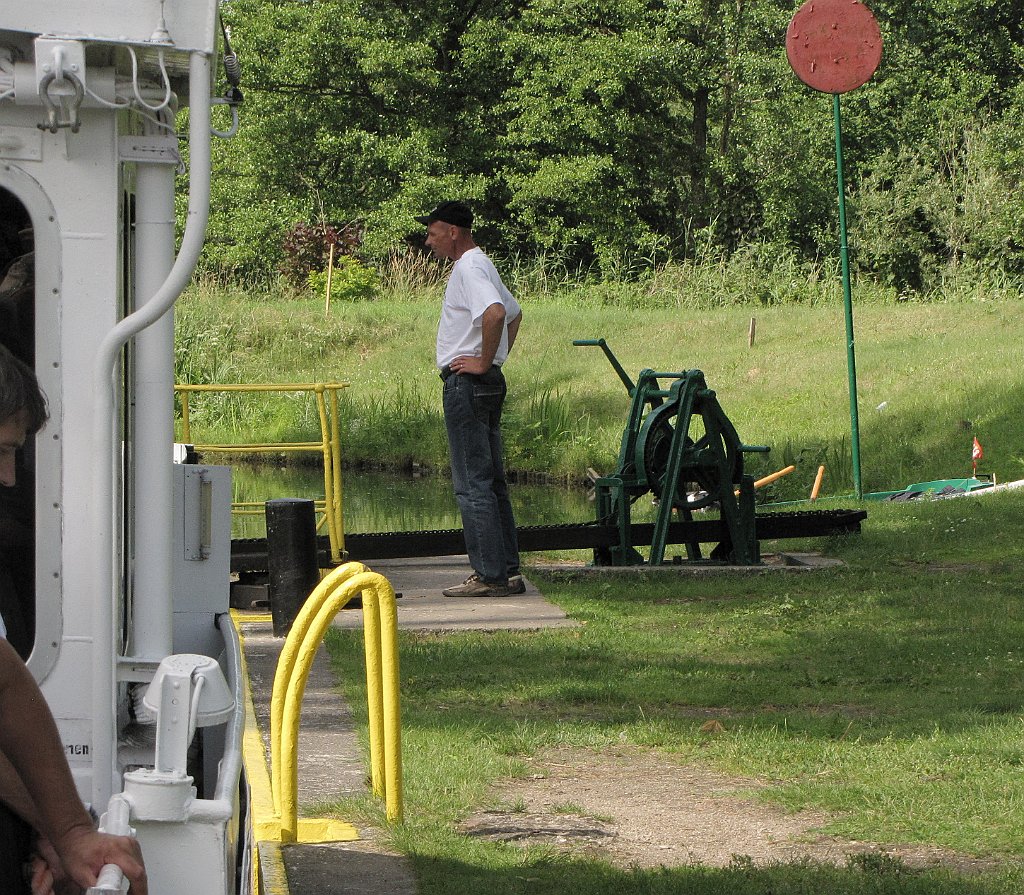 2012-07-02_15-50-08_IMG_x27093_cr.jpg -                                