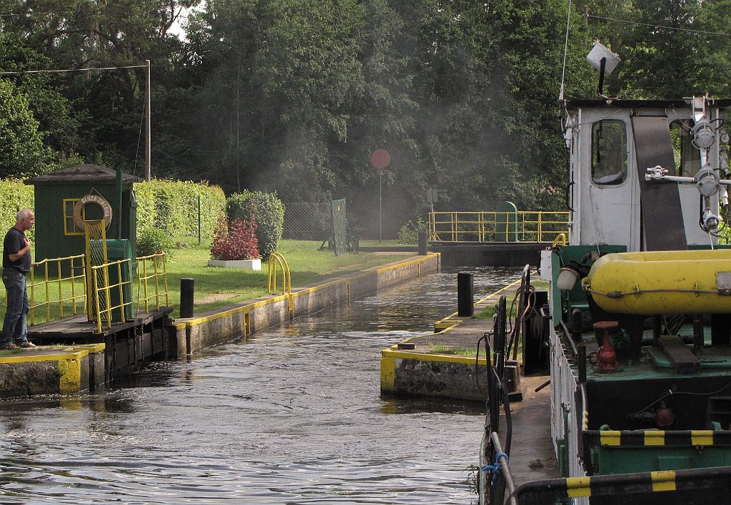 2012-07-02_15-55-48_IMG_x27101_cr.jpg -                                