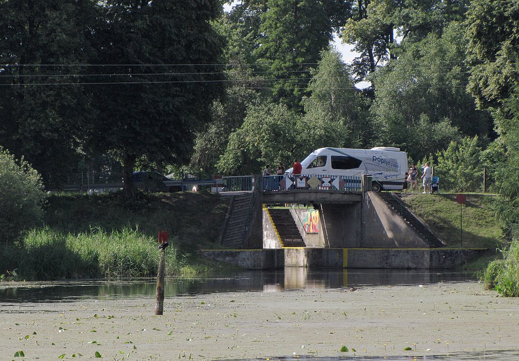 2012-07-02_16-29-50_IMG_x27112_cr.jpg -                                