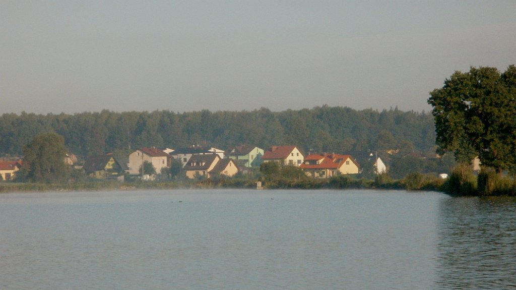 IMG_x33700_X44_P09230851_cr.jpg - OLYMPUS DIGITAL CAMERA         